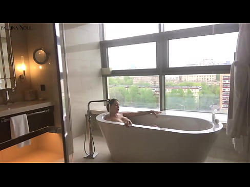 ❤️ Une énorme nana se branlant passionnément la chatte dans la salle de bains ❤❌ Sexe at porn fr.pornfuror.ru ️❤