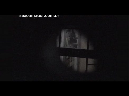 ❤️ Blondie se fait secrètement filmer par un voyeur du quartier caché derrière des briques creuses. ❤❌ Sexe at porn fr.pornfuror.ru ️❤